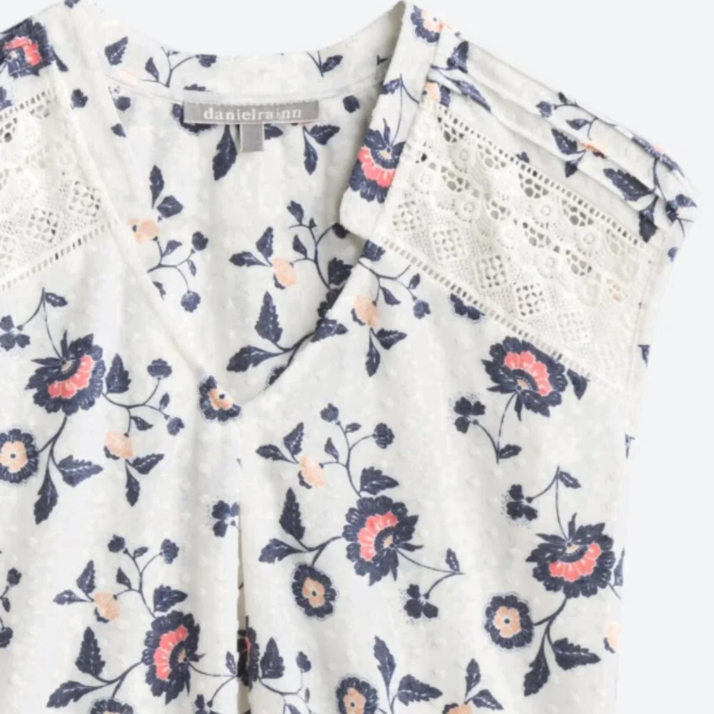 Daniel Rainn Caleena Pleated Shoulder Crochet Detail Knit Top Size Large Shirt - Picture 3 of 8